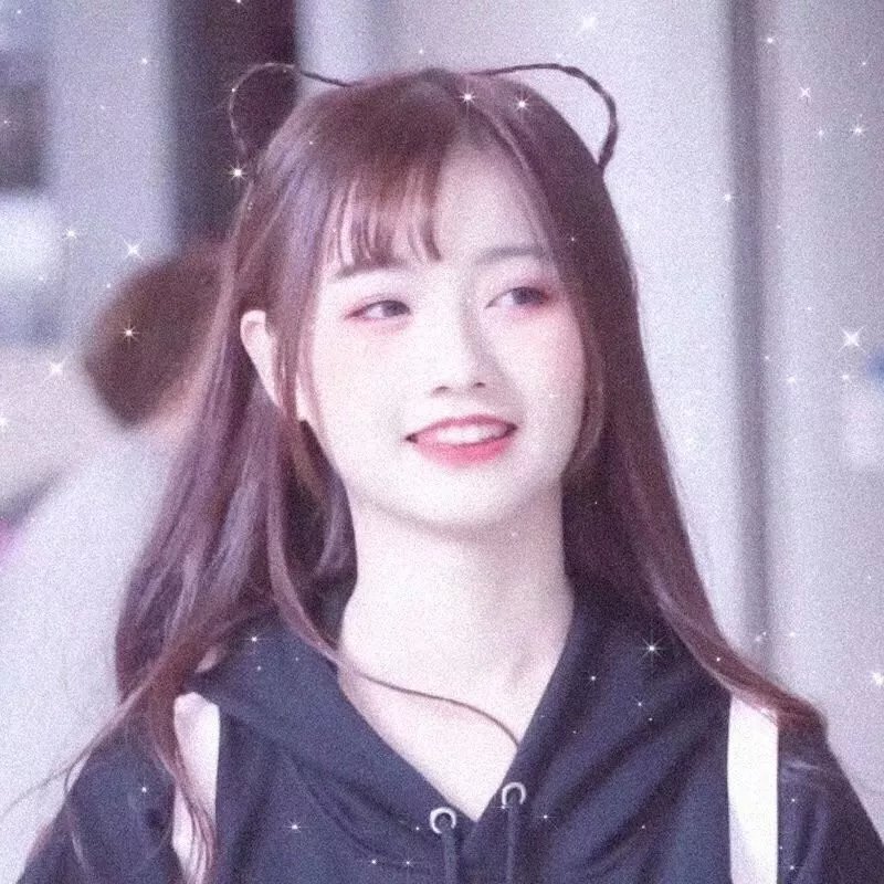 悄悄跟着我